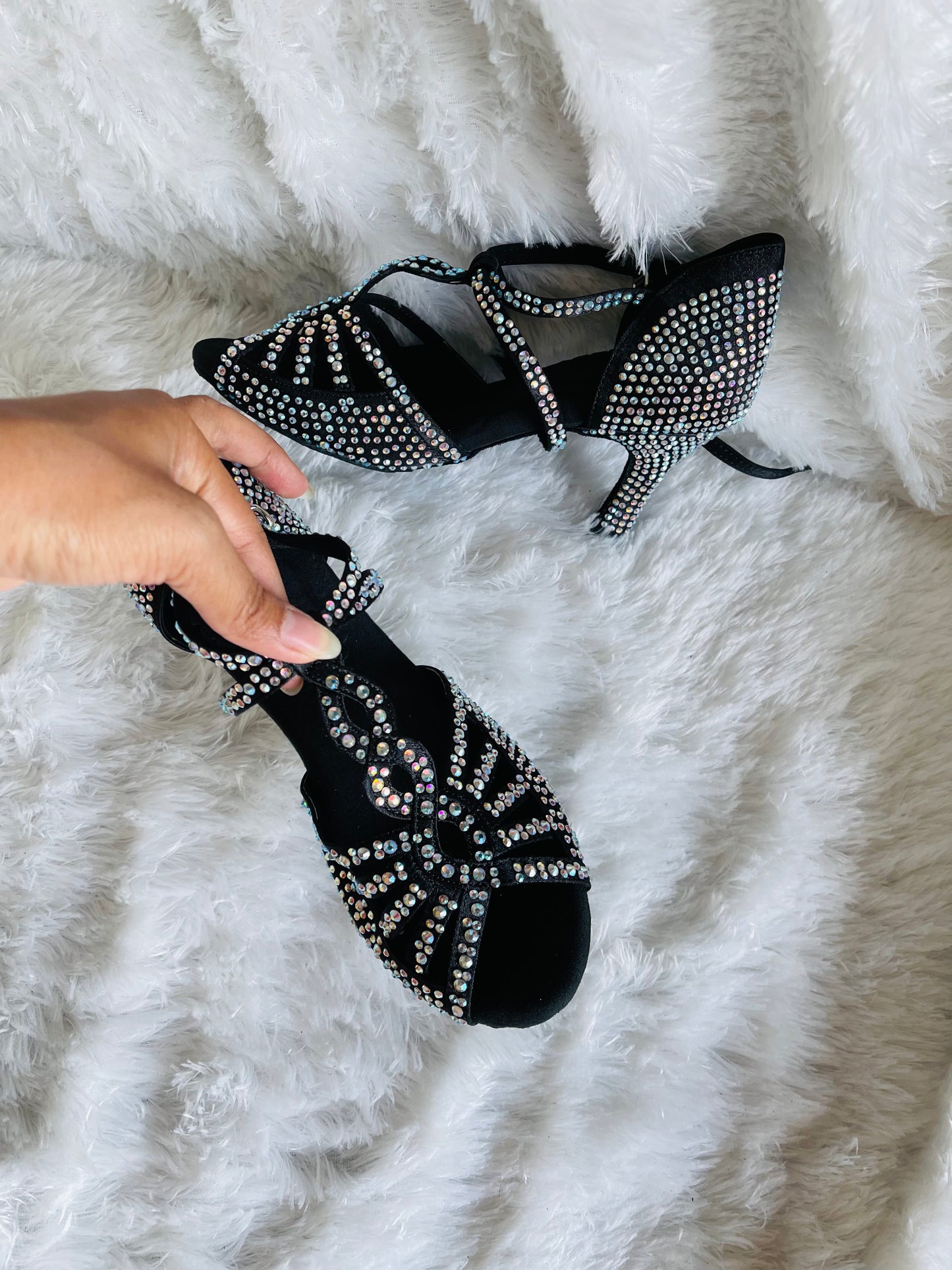 Dancing shoes: Glitter Classical style